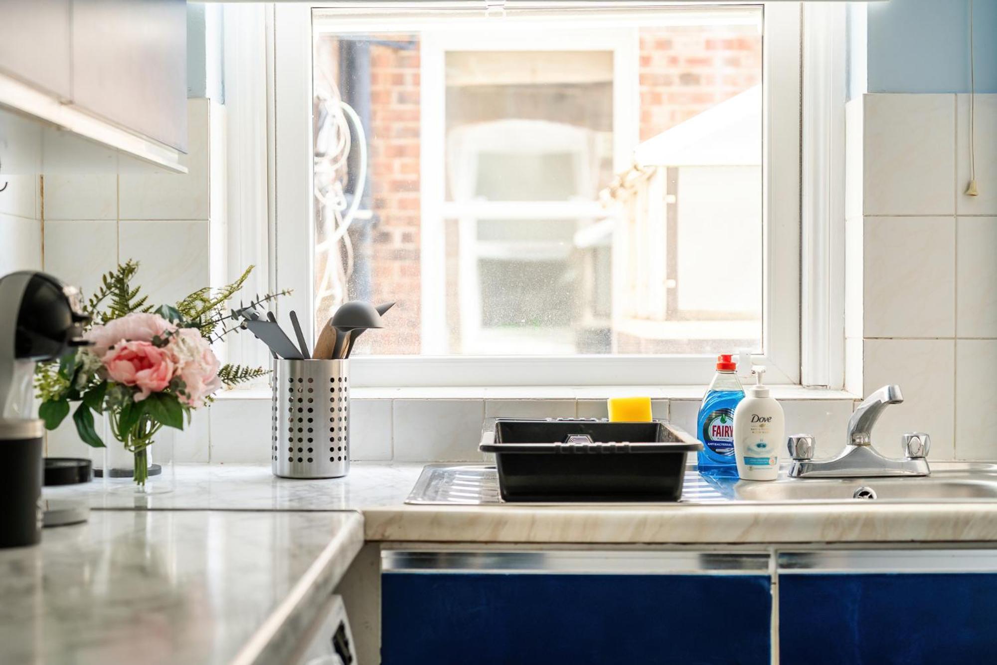 Gorgeous 2Bed Apartment In Fulham, London Exteriör bild